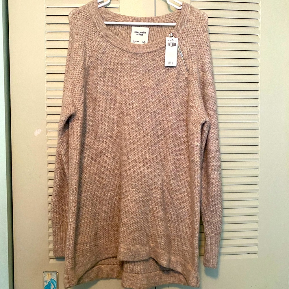 Women’s Abercrombie Sweater